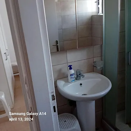 Acharavi Appartement